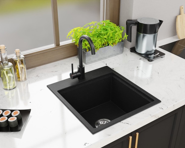 comfort_00_m_black_metallic_kitchen_v1_side.jpg
