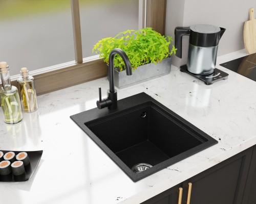 comfort_00_s_black_metallic_kitchen_v1_side.jpg