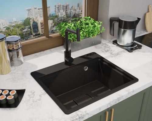 comfort_00l_black_kitchen_window_1920_1536.jpg